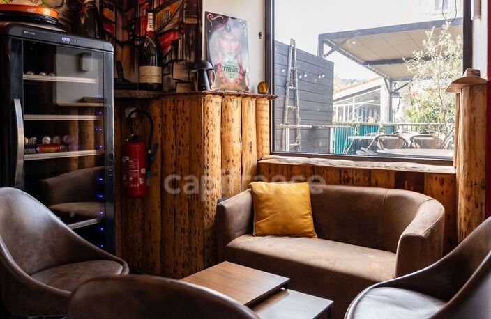 Bar restaurant à vendre Licence IV avec logement et terrasse – Lalevade d’Ardèche — photo 5