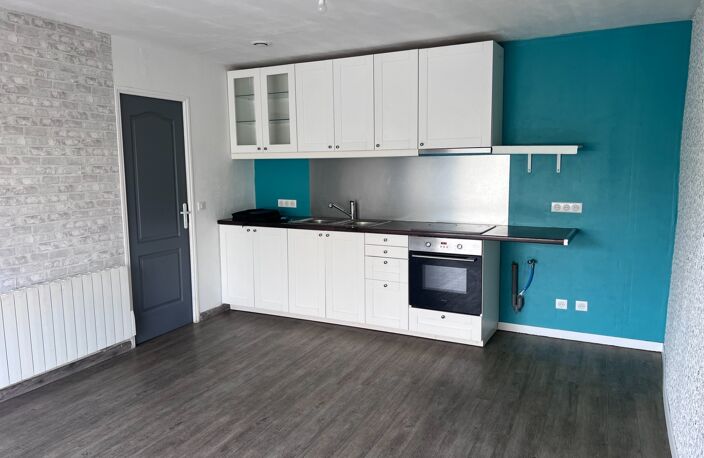 Maison à vendre 4 pièces PONS (17) — photo 2