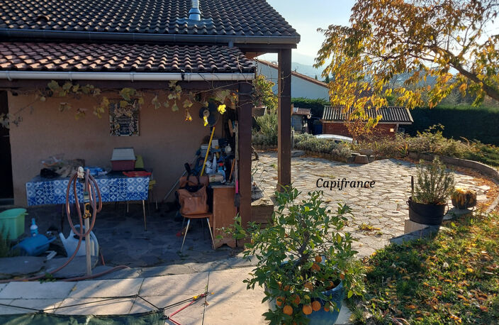 Maison familiale avec grand terrain, piscine – Saint-Martin-la-Plaine — photo 4