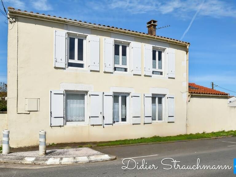 Maison à vendre 5 pièces proche de AIGREFEUILLE D'AUNIS (17) — photo 1