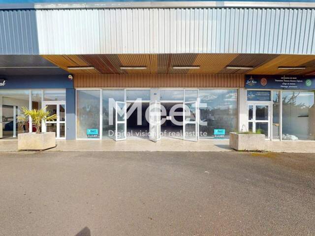 LOCAL COMMERCIAL - MONÉTEAU — photo du bien
