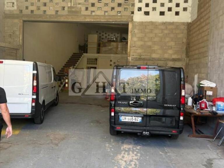 A vendre Local d'activité 740m2 — photo 1