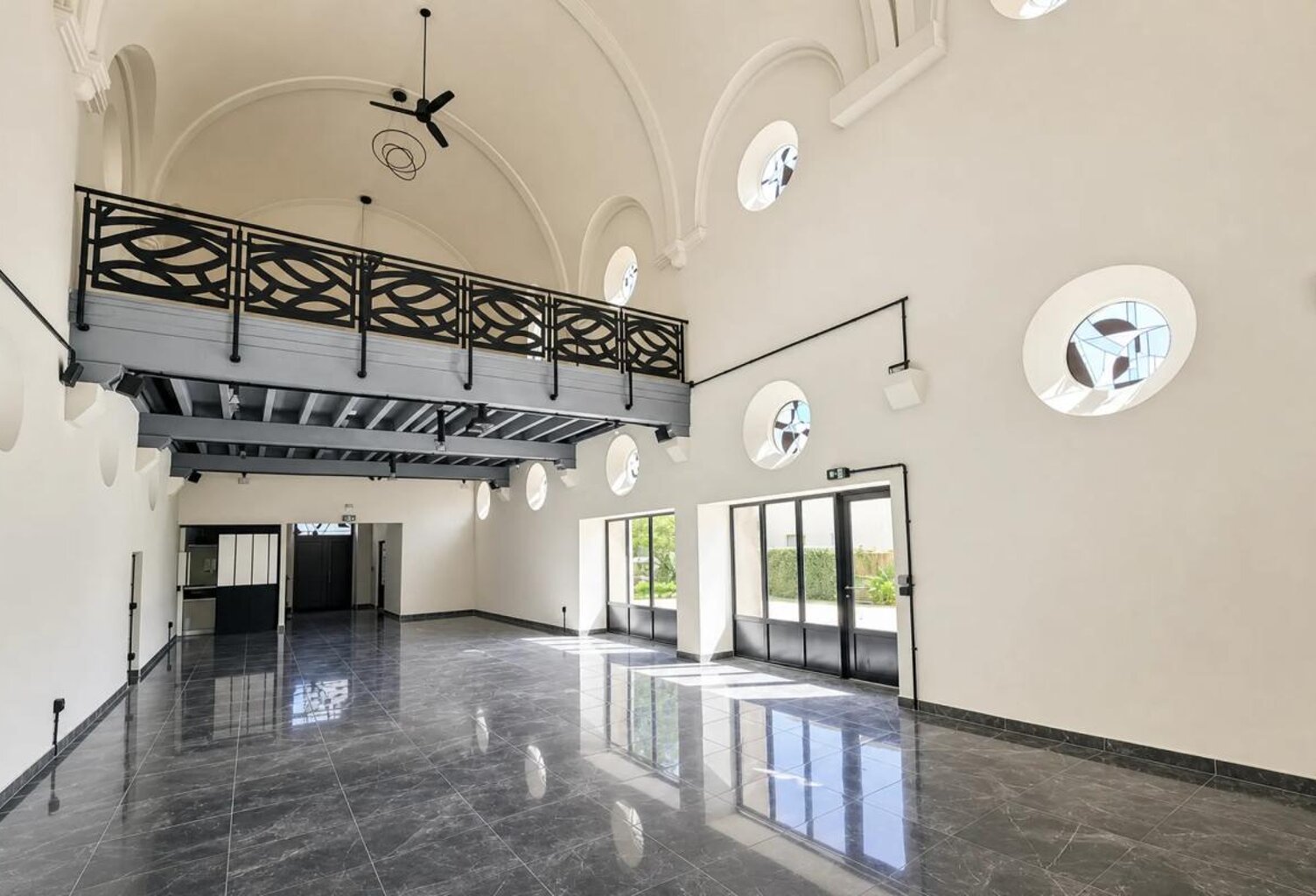 Domaine de réception de charme avec piscine - Parcelle 1 912 m² — photo 1