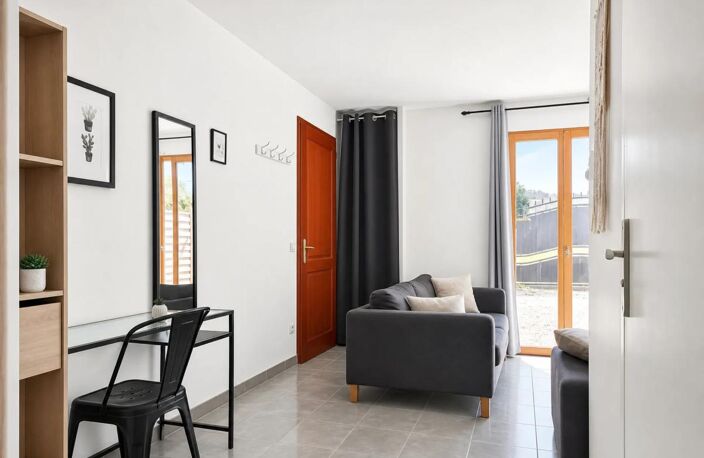 Charmante maison traversante avec jardin — photo 4