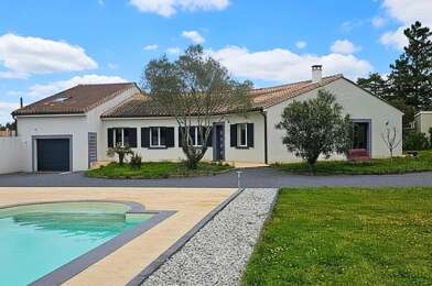 Maison 9 pièces 500000 €