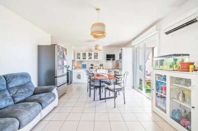 Appartement 3 pièces 243000 €