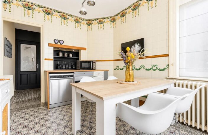 Maison spacieuse avec jardin et garages — photo 4
