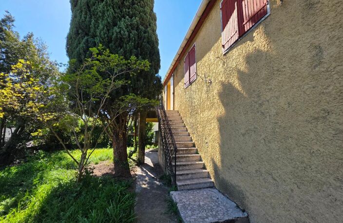 Maison À Vendre Montfavet 4 chambres — photo 2