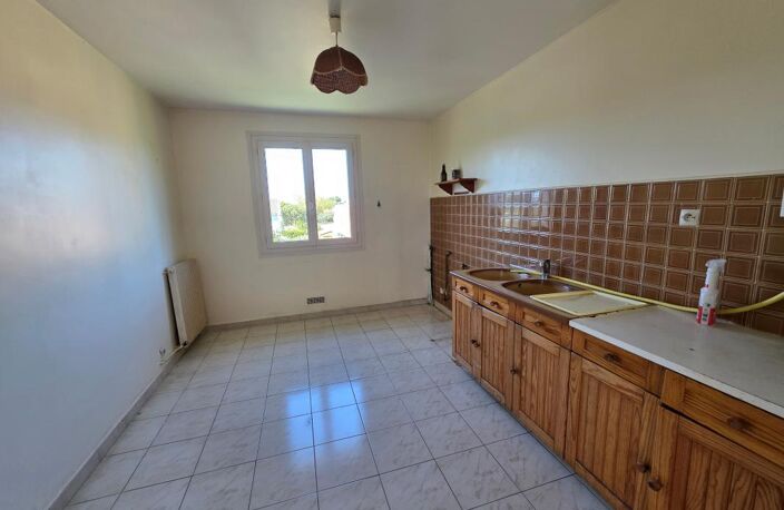 Maison À Vendre Montfavet 4 chambres — photo 4