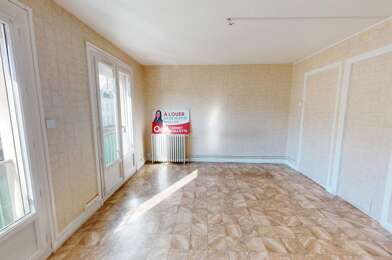 Appartement 3 pièces 670 €