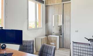Bureau  51 m² à louer à Rocbaron (83136)