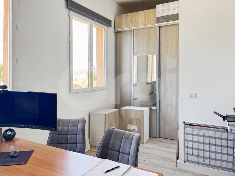 Bureau À Louer — photo 1
