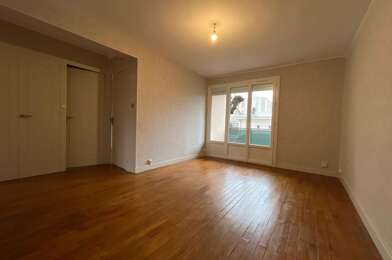 Appartement 3 pièces 565 €