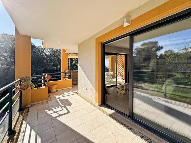 SAINT-RAPHAËL – Appartement 3 pièces avec aperçu mer, terrasse et grand garage — photo 1