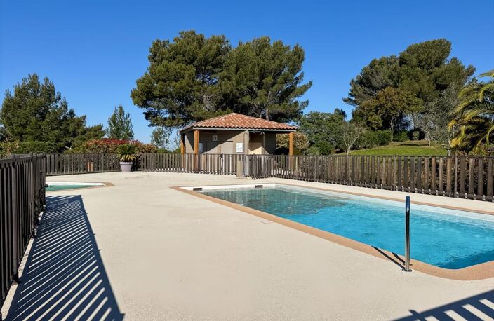 SAINT-RAPHAËL – Appartement 3 pièces avec aperçu mer, terrasse et grand garage — photo 5