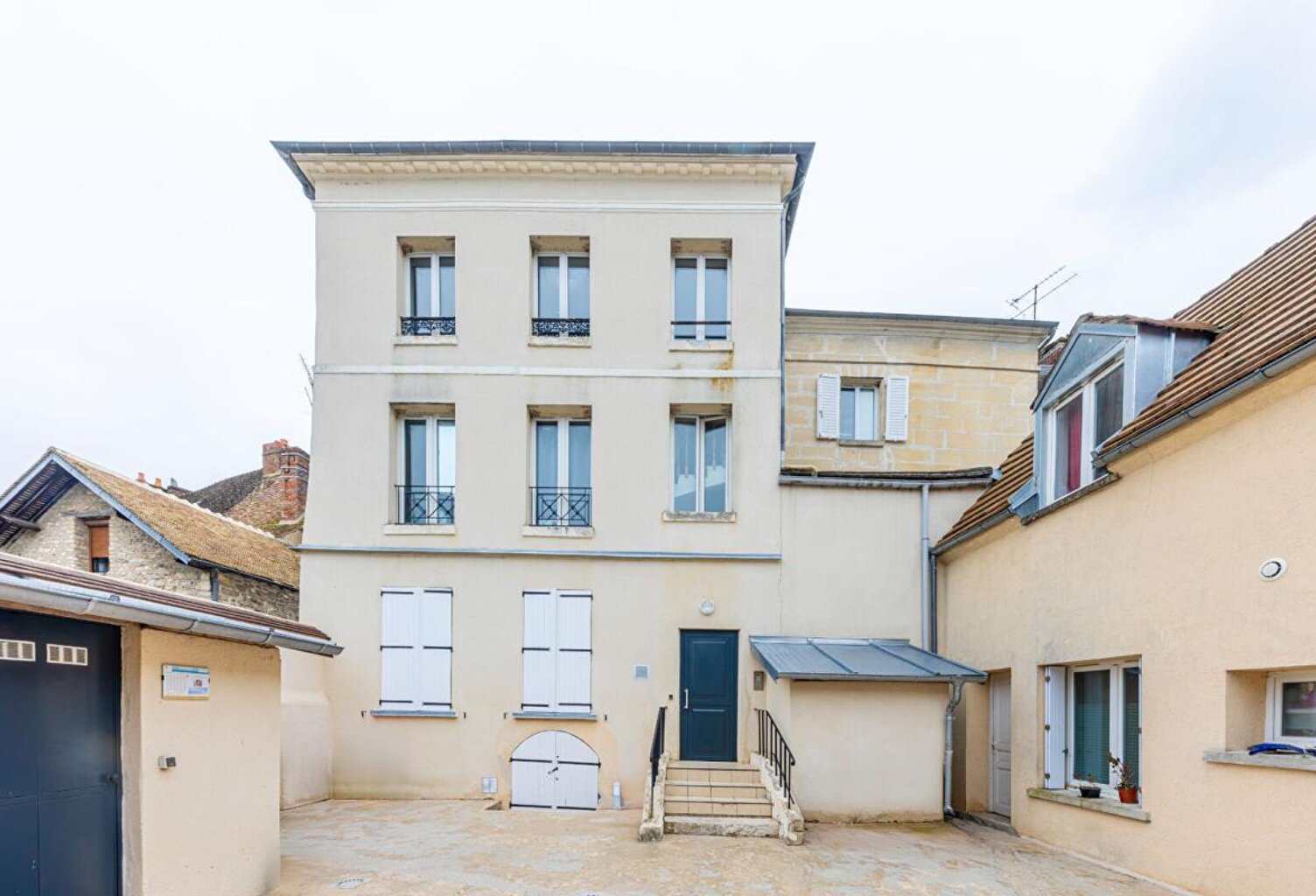 Immeuble de rapport d'exception : Rendement immédiat et fort potentiel — photo 1