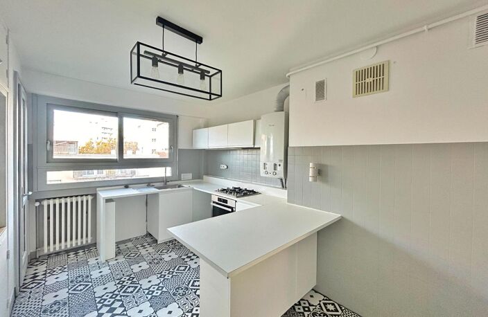 Vente appartement 4 pièces 95 m² Toulouse (31000) — photo 3