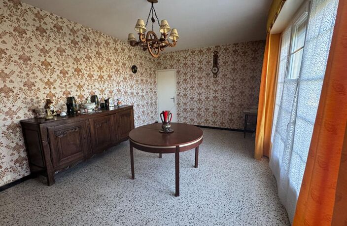 Maison à Vayres  de  5 pièces  de 105 m2 - 3 chambres - Un chai en pierre de 60 m² - Terrain de 1270 m² — photo 4