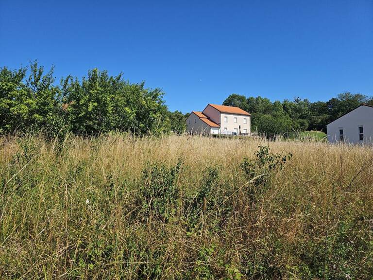 Terrain constructible viabilisé  de 7 ares 28  situé à Arry 57 680 — photo 1