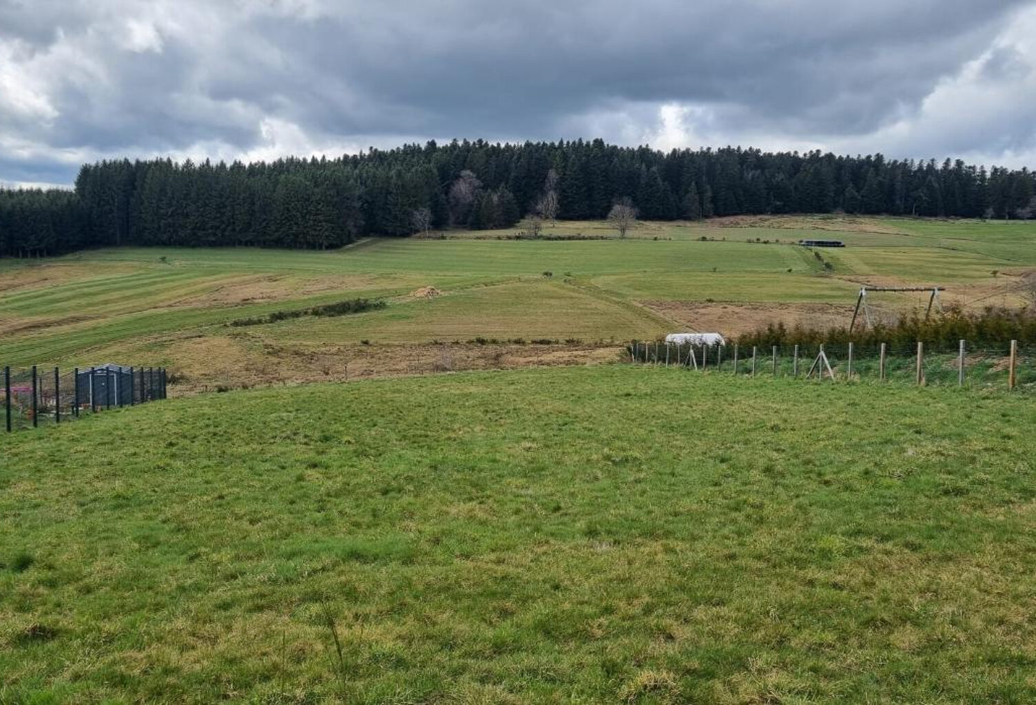 Entre Marlhes 42660 et Riotord 43220 Terrain constructible viabilisé1506m² — photo 1