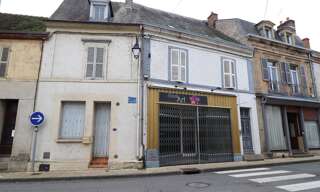 Immeuble  220 m² à vendre à Bourbon-l'Archambault (03160)