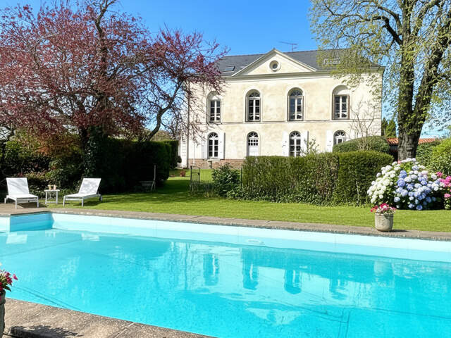 A VENDRE MAISON 8 PIECES - ANCENIS-SAINT-GEREON (44) — photo du bien