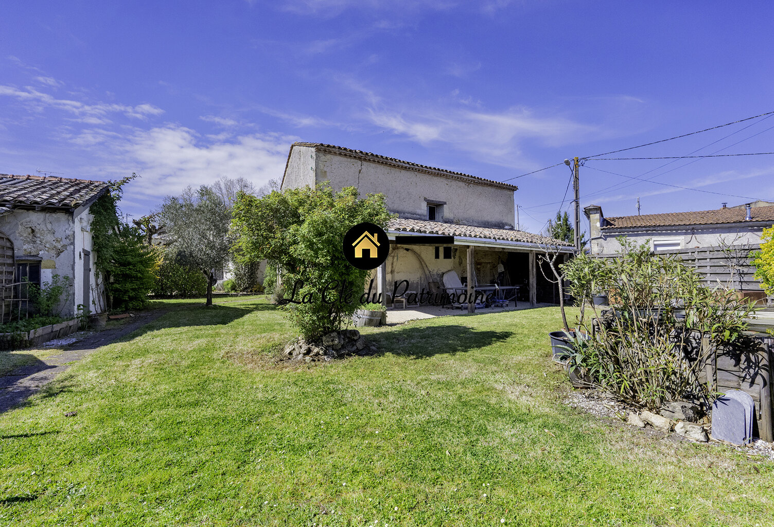 MAISON EN PIERRE 170 m2 - DEPENDANCE  100 M2 -TERRAIN  765 m — photo 1