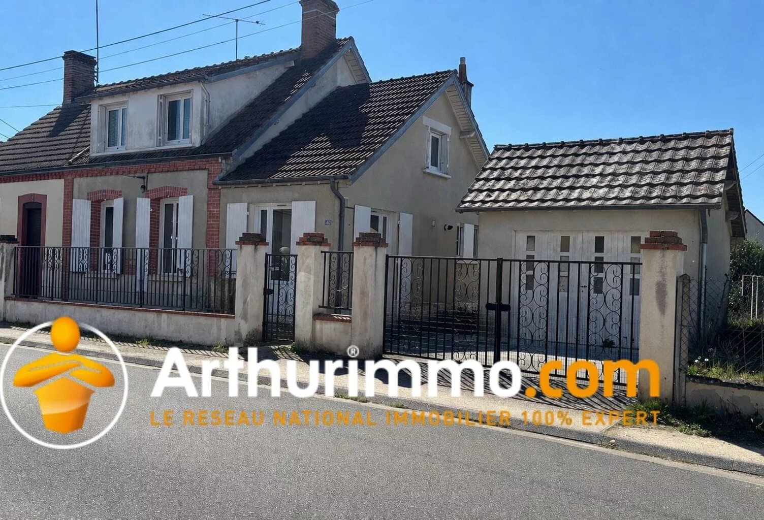Maison à Salbris — photo 1