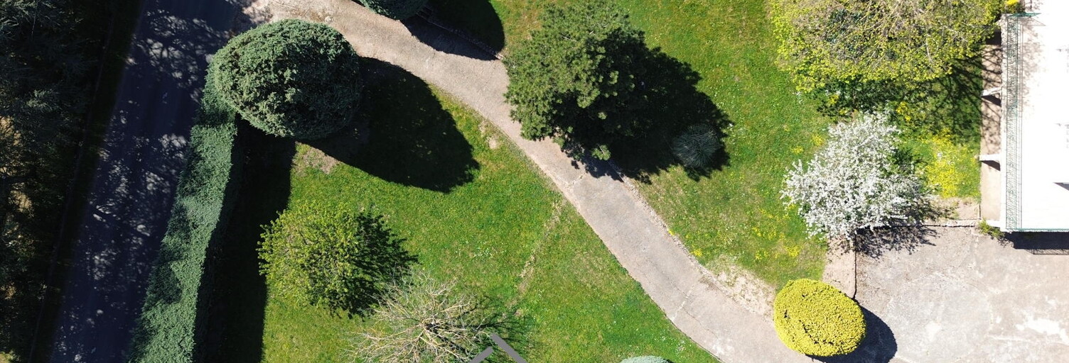 Terrain  1013 m² à vendre à Pollionnay (69290)