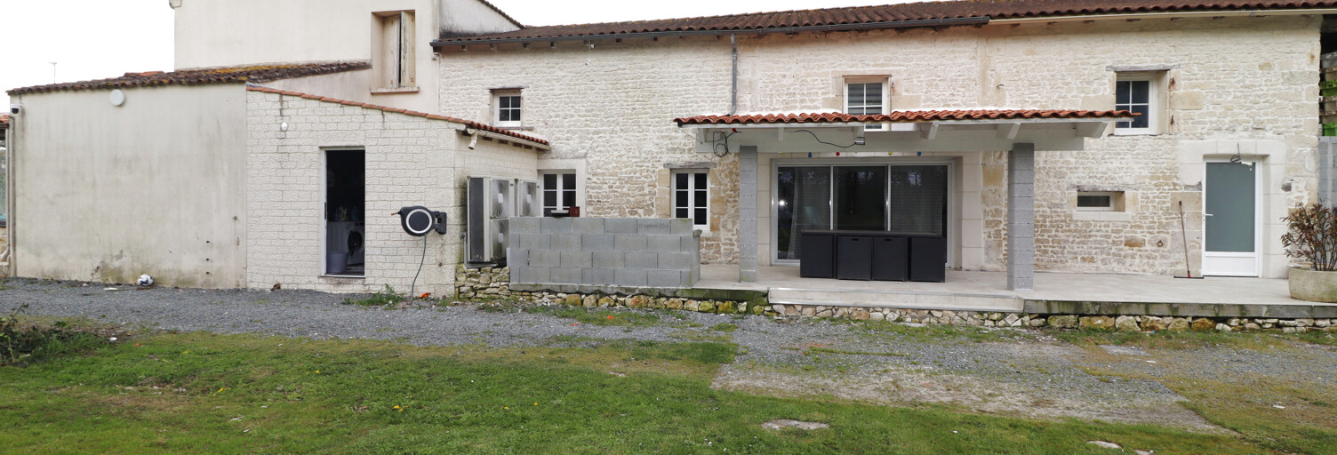 Maison 7 Pièces 247 m² à vendre à Marsais (17700)