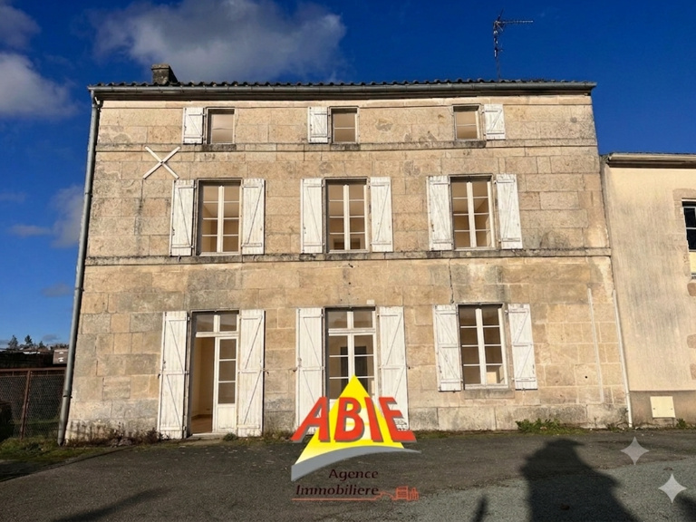 Oulmes   Maison familiale 105 m2 avec terrain de 550 m2 — photo 1