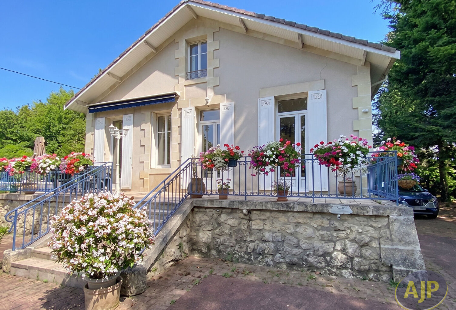 Maison de maître sur parcelle d'environ 1000m² — photo 1