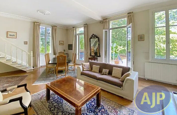 Maison de maître sur parcelle d'environ 1000m² — photo 2
