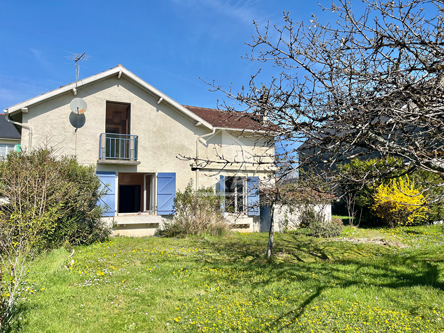 Villa / Maison  T8 à vendre Pardies-Piétat 64800