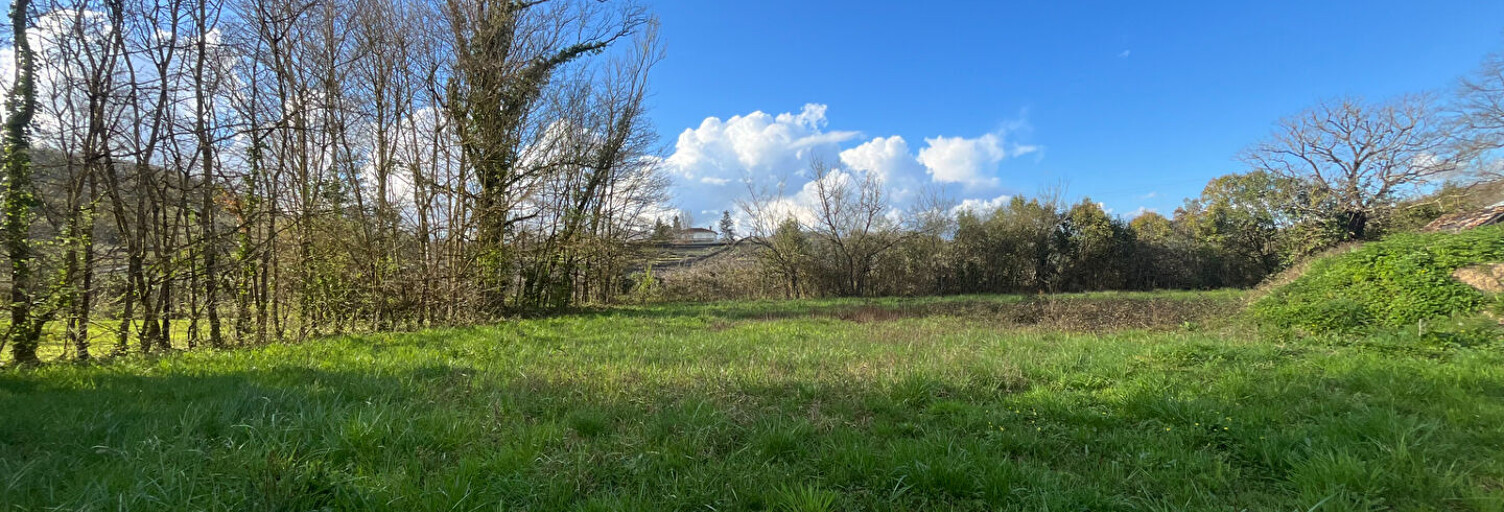 Terrain  1115 m² à vendre à Castelmoron-sur-Lot (47260)