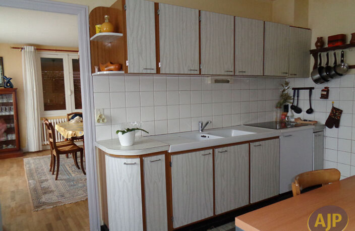 Maison Plumelec 8 pièce(s) 115 m2 — photo 3