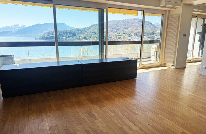 T4 116 m2 - VUE PANORAMIQUE LAC — photo 4