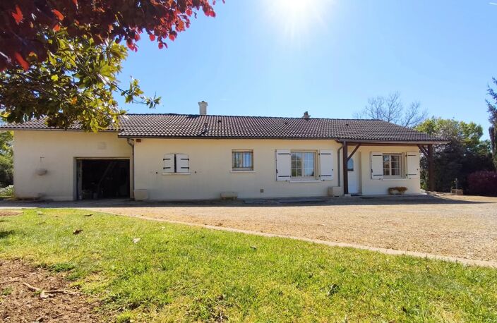 PAVILLON 3 CHAMBRES - EXIREUIL — photo 2