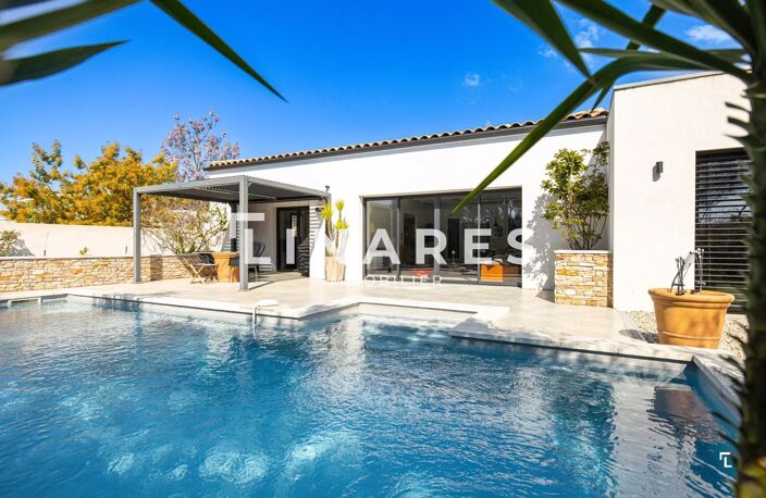 SÉRÉNITÉ - Villa T5 de plain pied de 150m2 - Piscine - Garage 30 — photo 4