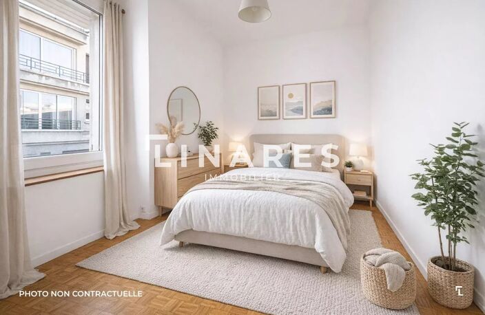 JOYAU BRUT - Appartement T3 de 74m2 - Terrasse 30m2 - 13007 SAIN — photo 4