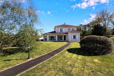 Maison 10 pièces 448000 €