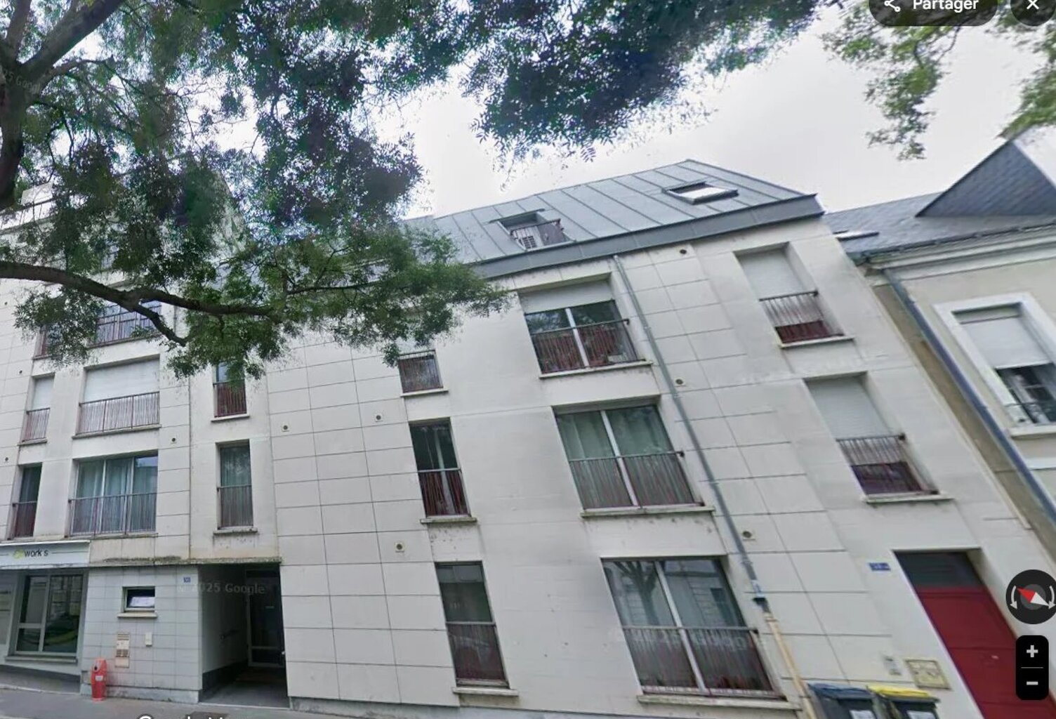 TOURS CENTRE - T2 45m² - Parking et cave — photo 1