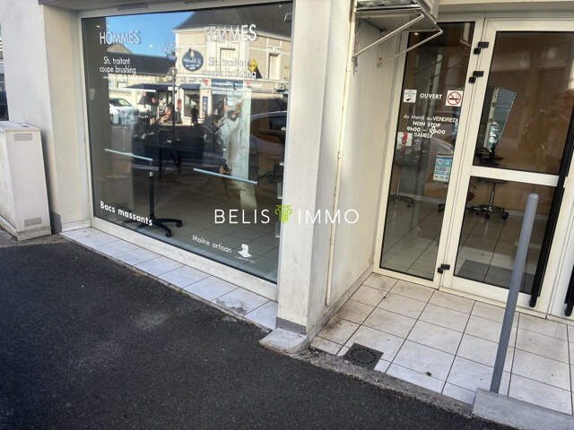 LOCAL COMMERCIAL — photo du bien