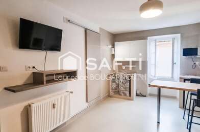 Immeuble  249000 €