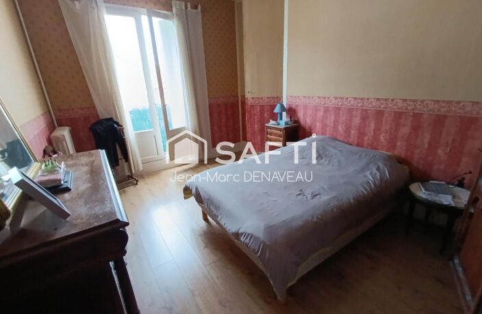 Spacieuse maison de ville centre bourg de Luynes — photo 3