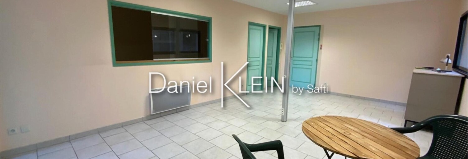 Bureau 5 Pièces 68 m² à vendre à Tourrettes (83440)