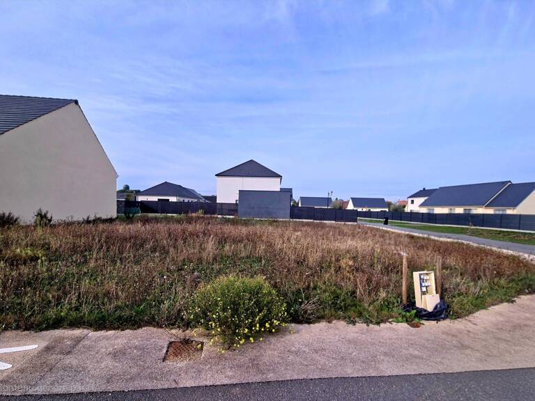 Terrain viabilisé de 551m2 — photo 1