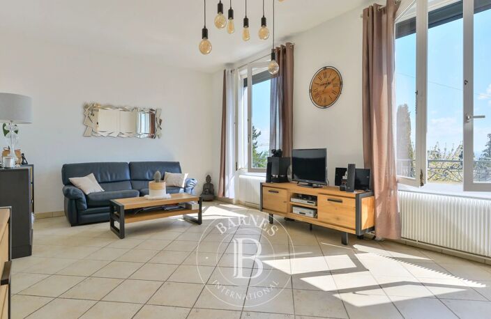 Caluire-et-Cuire – Crépieux - Maison familiale - Terrain de 958 m²  - 3 Chambres (4 chambres possible) — photo 4