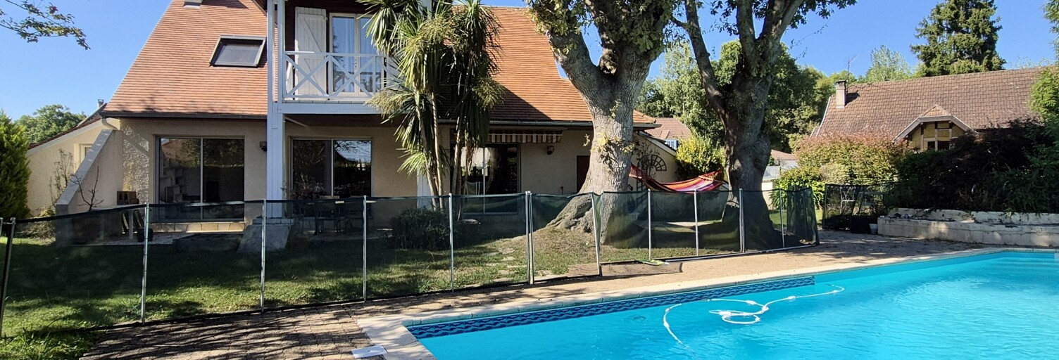 Maison 7 Pièces 165 m² à vendre à Morlaàs (64160)