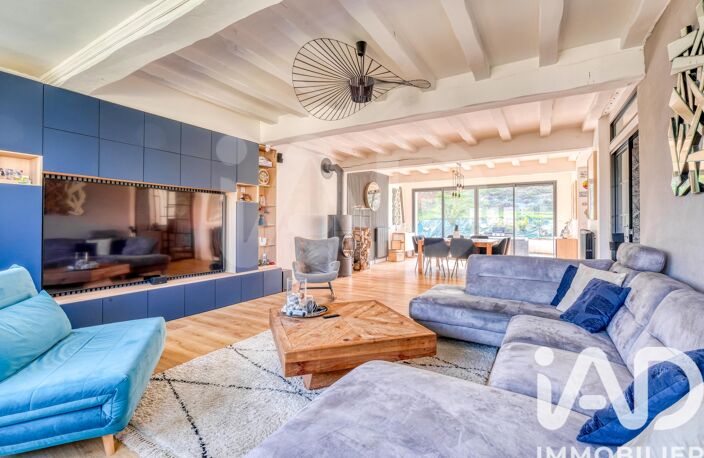 Vente Maison/villa 9 pièces — photo 2
